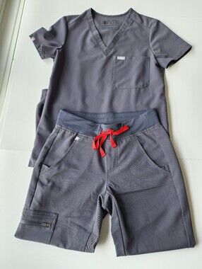 FIGS Charcoal XXS Scrub Set - Catarina & Zamora